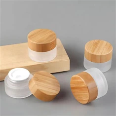 برطمان زجاجي لمستحضرات التجميل