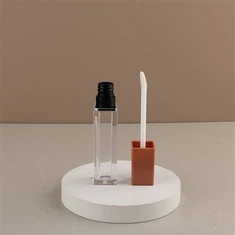 أنابيب لامع الشفاه الصديقة للبيئة